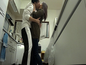 お節介なほど世話好きなママ友とのSEX隠し撮りvol.5　サンプル画像13